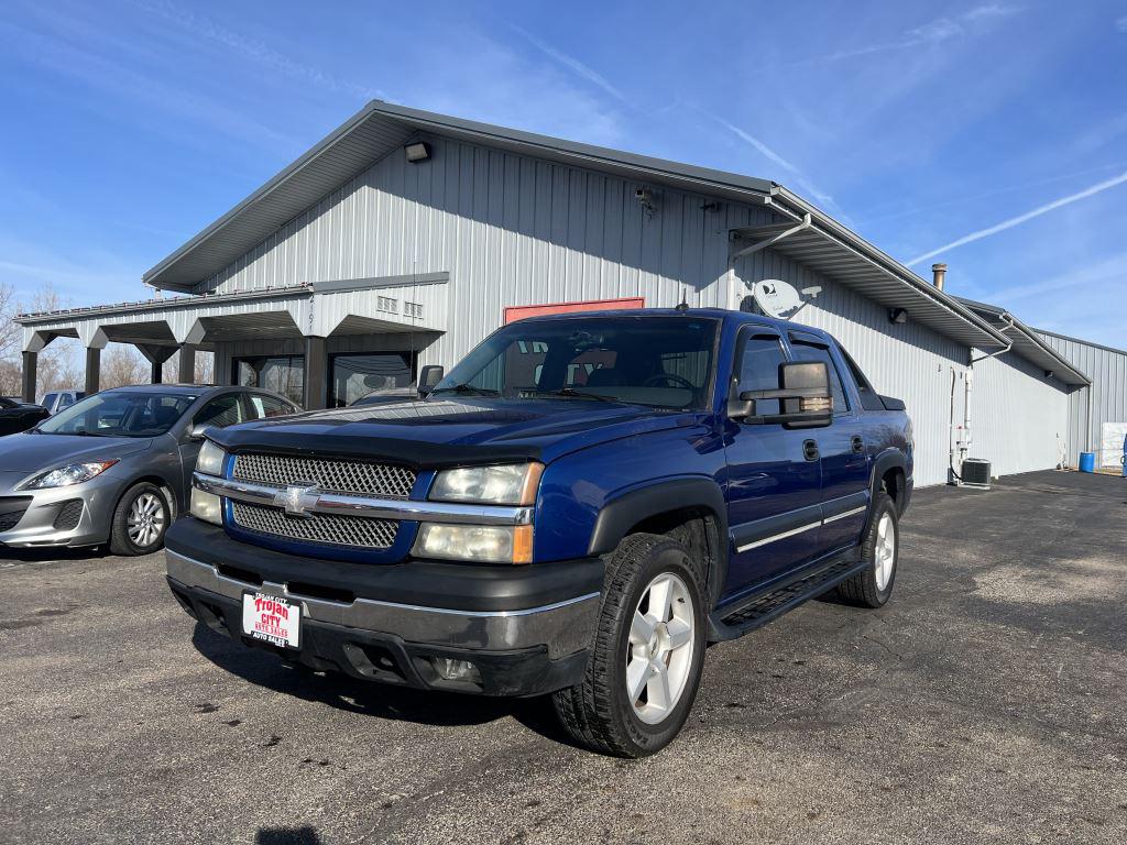 2003 Chevrolet Avalanche Base's photo