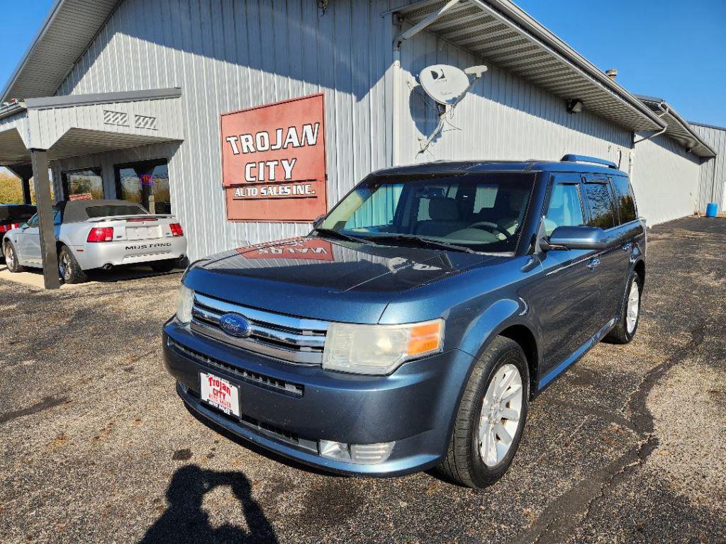 2010 Ford Flex SEL's photo