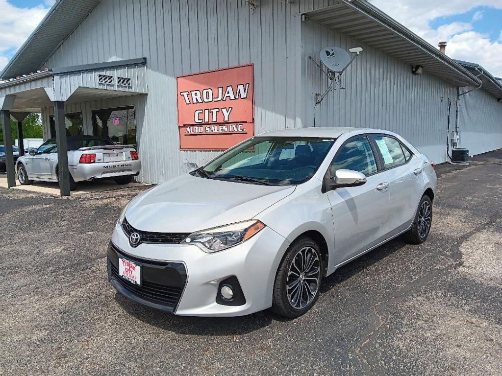 2015 Toyota Corolla LE AT's photo
